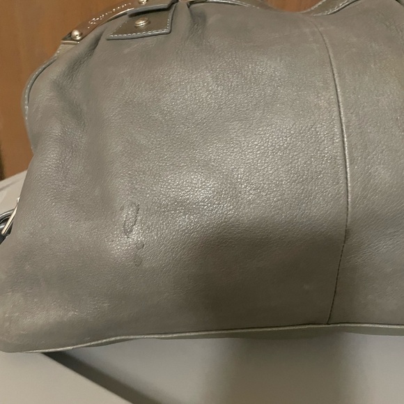 B Makowsky Leather Handbag - Picture 3 of 7